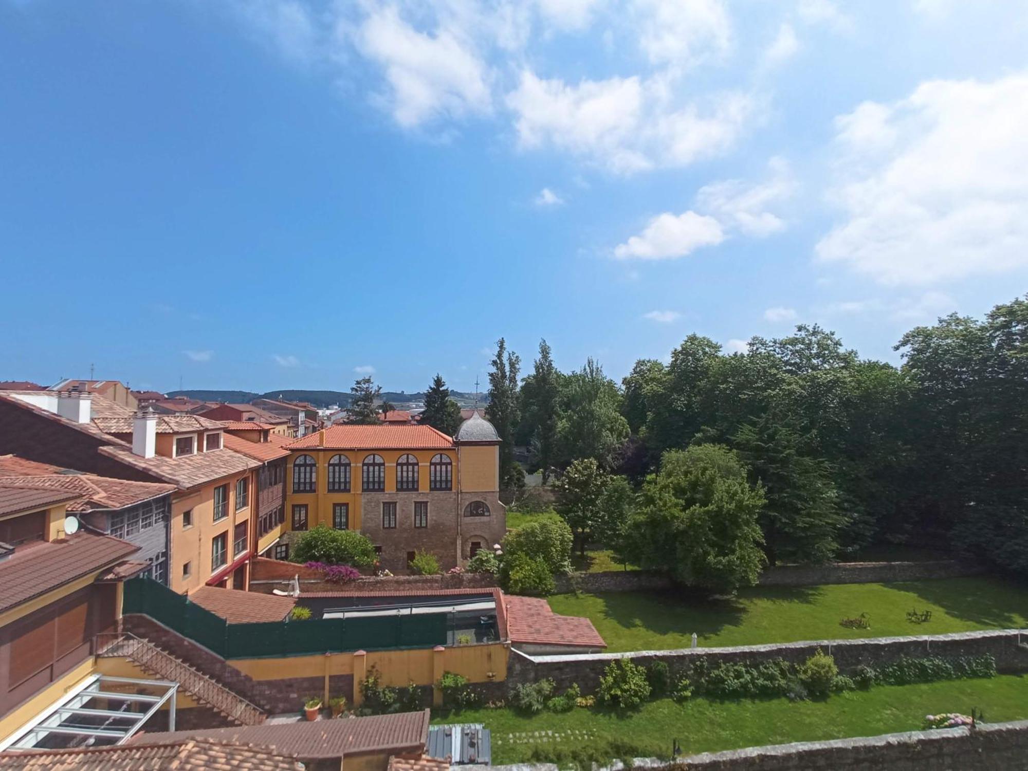 Piso Aviles Centro Parque Ferrera Εξωτερικό φωτογραφία