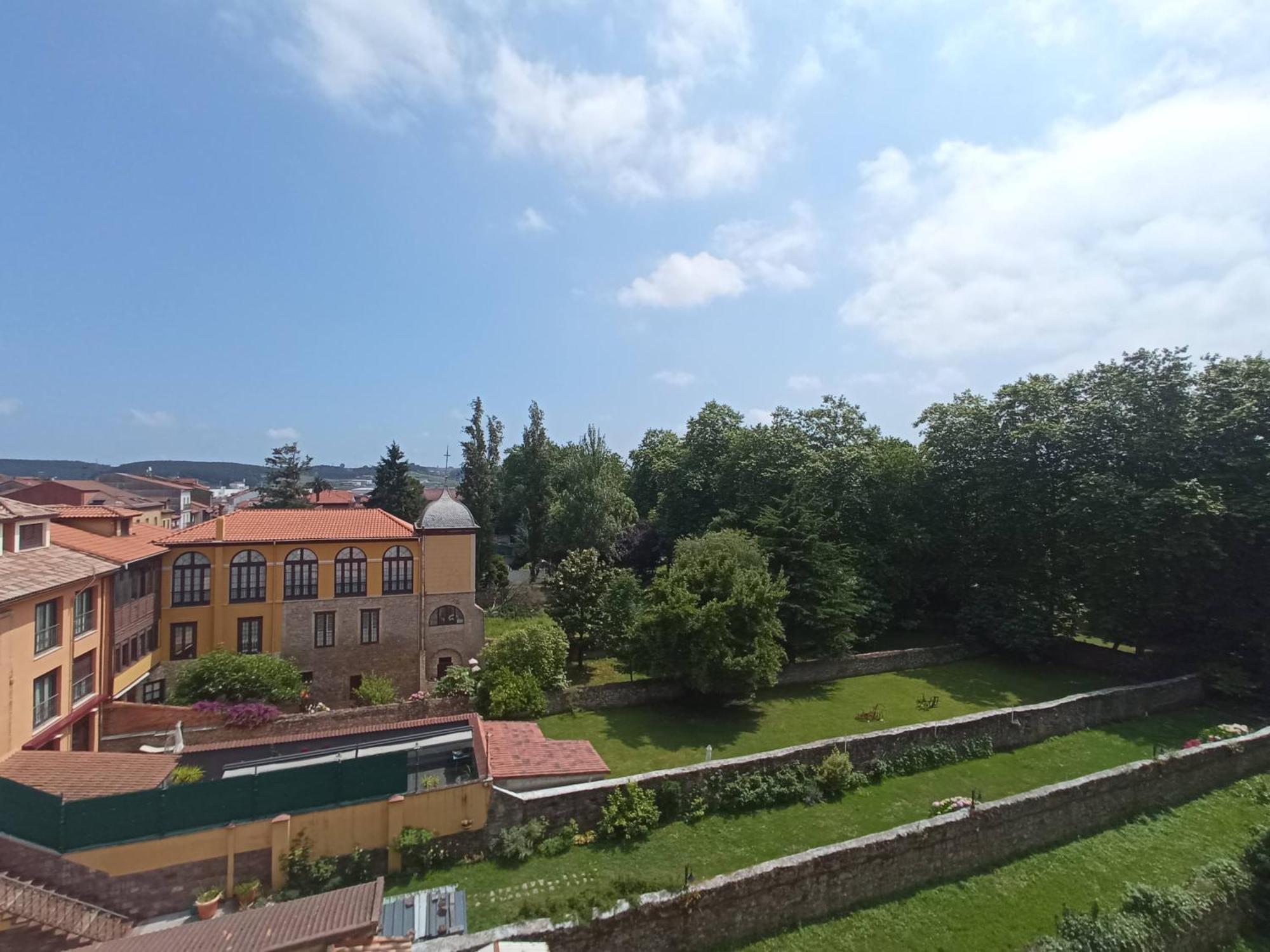 Piso Aviles Centro Parque Ferrera Εξωτερικό φωτογραφία